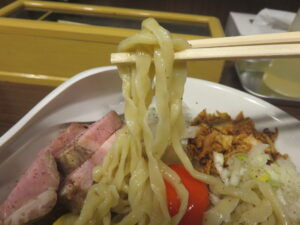 帆立と鯛香る塩油そば@油そば 六善（十条駅）麺
