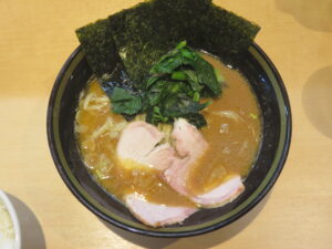 濃厚らーめん@らーめん 新山(埼玉県上尾市)ビジュアル:トップ