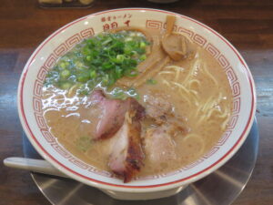 豚骨ラーメン@豚骨ラーメン 開王（京王八王子駅）ビジュアル
