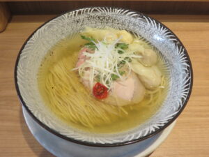 雲吞塩拉麺@RAMEN 紫苑(高田馬場駅)ビジュアル