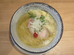 雲吞塩拉麺@RAMEN 紫苑(高田馬場駅)ビジュアル:トップ