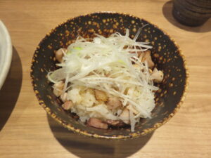 雲吞塩拉麺@RAMEN 紫苑(高田馬場駅)焼豚丼