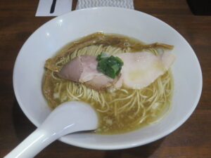 塩らぁ麺@無化調煮干しらぁ麺 誠実（武蔵嵐山駅）ビジュアル