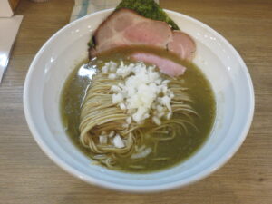 沼煮干し@濃厚沼煮干し拉麺 RAMEN KOZRO(東白楽駅)ビジュアル
