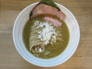 沼煮干し@濃厚沼煮干し拉麺 RAMEN KOZRO(東白楽駅)ビジュアル:トップ