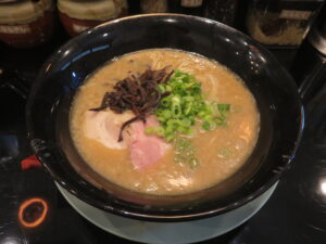 豚骨らーめん@博多らーめん はづき(埼玉県入間市)ビジュアル