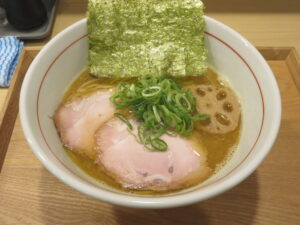 うすくち醤油 梅@RAMEN TKI（ひばりヶ丘駅）ビジュアル