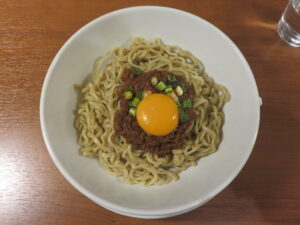 仙台辛味噌まぜそば 卵黄乗せ（ワシワシ） @あはれ（下北沢駅）ビジュアル：トップ