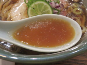 こく醤油@RAMEN MUROHOUSE（南砂町駅）スープ