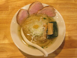 鴨青唐ラーメン（塩）@鴨ラーメン 一心（千歳烏山駅）ビジュアル：トップ