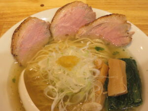 鴨青唐ラーメン（塩）@鴨ラーメン 一心（千歳烏山駅）具