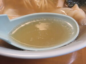 ワンタン塩中華そば@桜の㐂 中華そば（保田駅）スープ