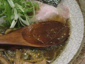 整い熟成醤油@らぁ麺 食医(祐天寺駅)スープ