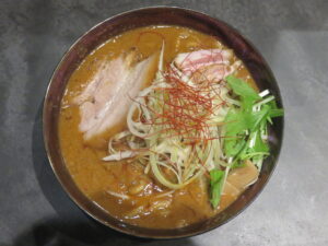 辛酸味噌らーめん@MISO800(早稲田駅)ビジュアル:トップ