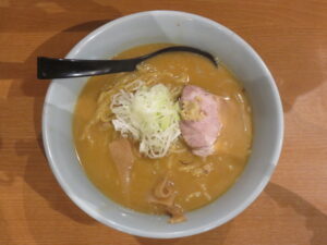 真髄 味噌ラーメン@麺屋 ひら乃（小田原駅）ビジュアル：トップ