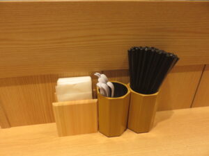 らーめん(並)@久臨 エキュートエディション御茶ノ水店(御茶ノ水駅)卓上
