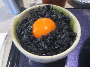 浮世離れの塩ラーメン@浮世離れの麺ドロボー(兵庫県南あわじ市)イカスミ丼