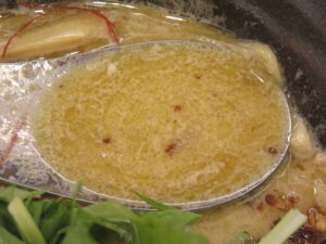 グリーンカレーラーメン@BASSANOVA 原宿店(明治神宮前駅)スープ