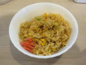辛味噌ラーメン@山本商店(北海道枝幸郡)チャーハン(ハーフ)
