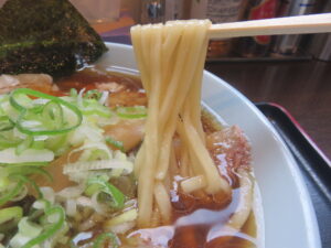 中華そば@餃子のしのちゃん(姫宮駅)麺
