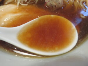 冷やしらぁめん(醤油)@ramen case-K(習志野駅)スープ