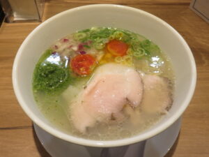 バジル貝塩らぁ麺@らぁ麺 穂々(四谷三丁目駅)ビジュアル