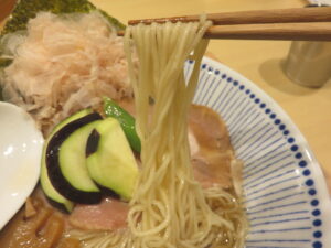 冷やし出汁そば(白醤油)@麺屋 猪一 神楽坂(牛込神楽坂駅)麺
