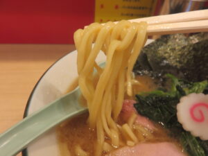 ラーメン（並）@ラーメン あざぶ家（六本木駅）麺