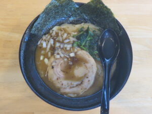 香油豚骨ラーメン@THE・ラーメン（北柏駅）ビジュアル：トップ