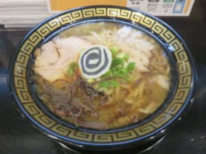 中華そば 黒@松山ブラックラーメン 黒虎屋(大街道駅)ビジュアル