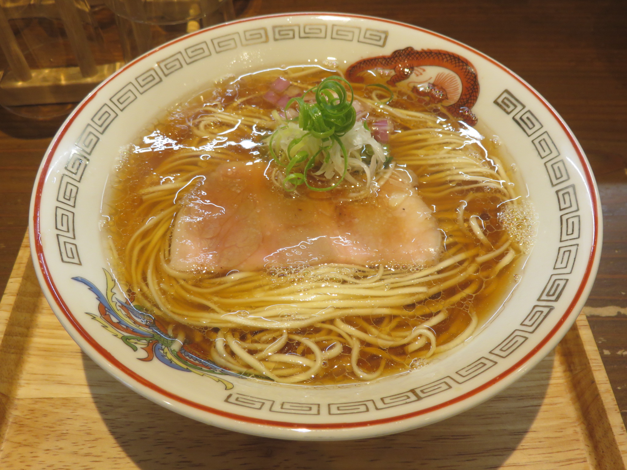 煮干し醤油@らぁ麺 すずむし（瓦町駅）ビジュアル