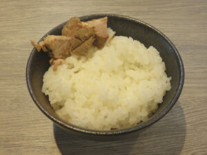 ラーメン並@林家（反町駅）ライス