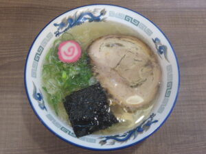 塩ラーメン@ラーメン屋 夏堀（釧路駅）ビジュアル：トップ