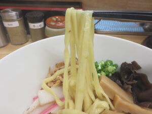 汁なし中華(1玉)@麺と丼の店 からたち(千歳烏山駅)麺