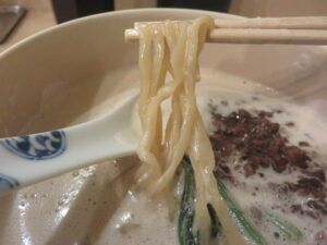 担々麺@麺屋ずぅう（武蔵小山駅）麺